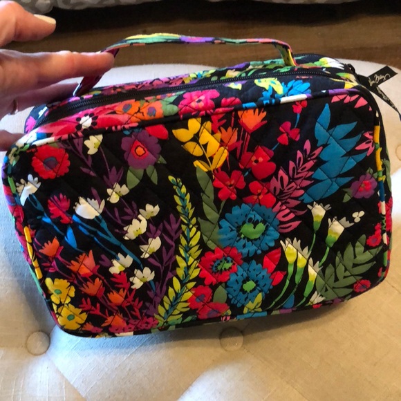 vera bradley travel toiletry bag